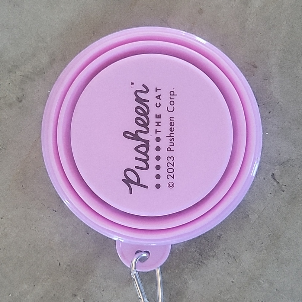 Pusheen Collapsible Travel Bowl - Picture 2 of 6